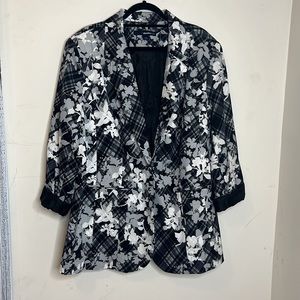 Denim Black Floral Blazer Size 22 W